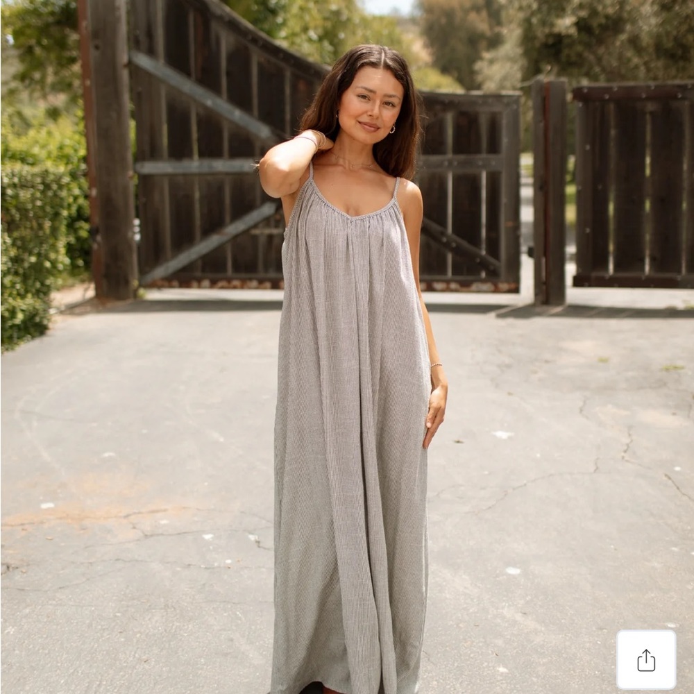 Carly Jean Los Angeles Gray Maxi Dress